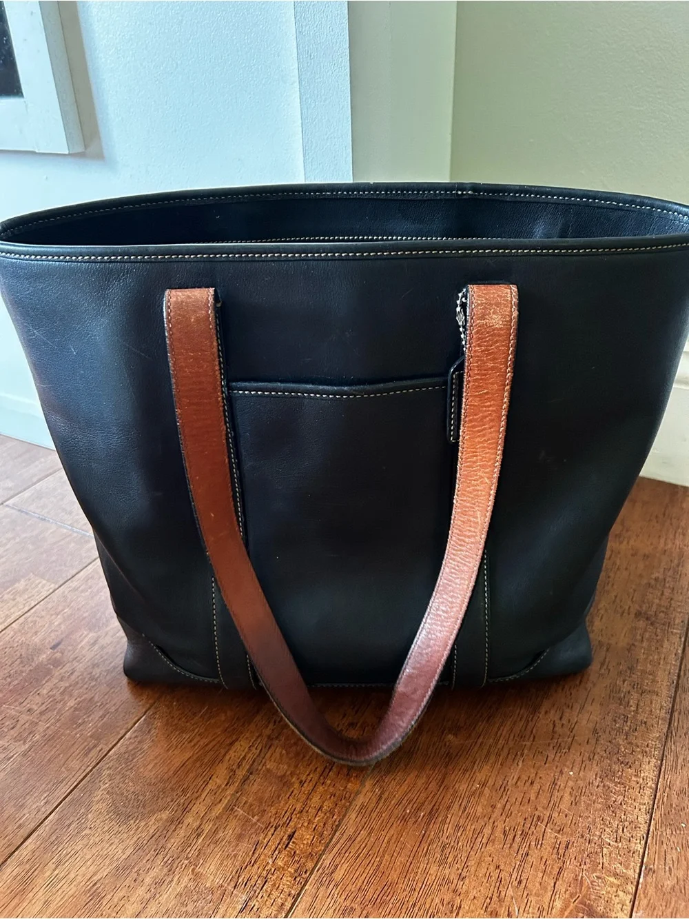 Vintage Coach Black Leather Tote w/ Brown Straps White Contrast Stitching 5188